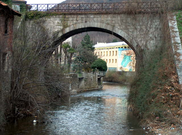 Canale Nigoglia e sullo sfondo il Forum